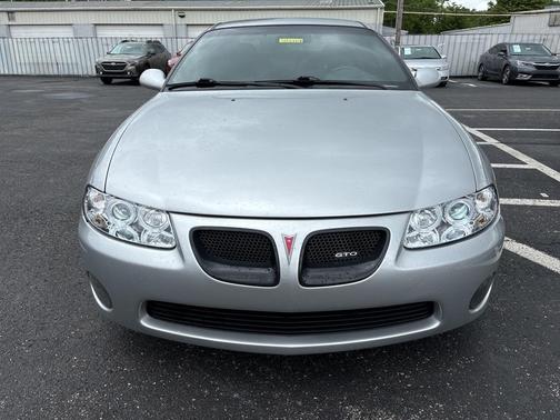 2004 Pontiac GTO