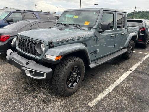 Anvil Clearcoat 2025 Jeep Gladiator Sport