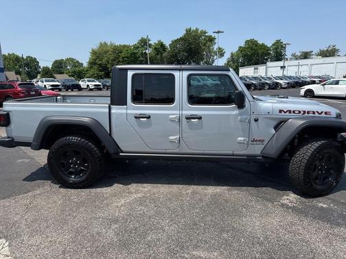 2023 Jeep Gladiator Mojave