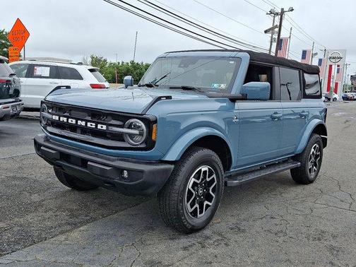 2022 Ford Bronco Outer Banks
