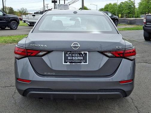 Gun Metallic 2023 Nissan Sentra SV
