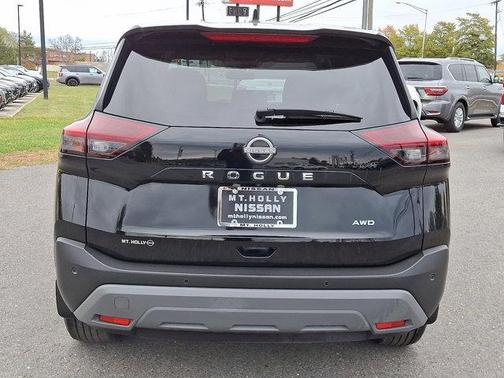 2022 Nissan Rogue S