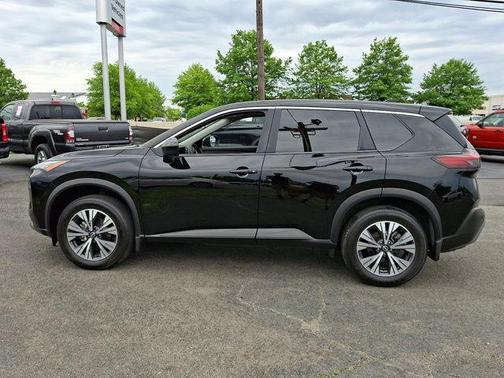 Super Black 2023 Nissan Rogue SV