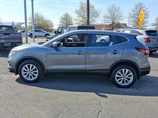 2022 Nissan Rogue Sport S