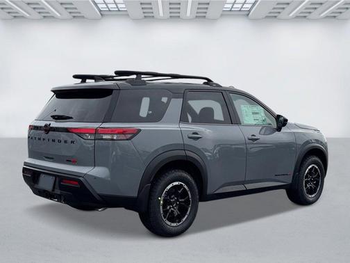 Boulder Gray Pearl/Super Black 2026 Nissan Pathfinder Rock Creek
