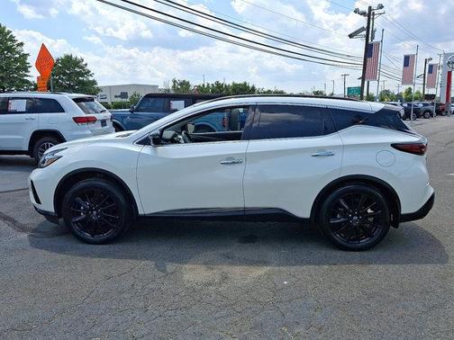 2023 Nissan Murano SV