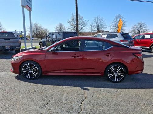 2021 Nissan Sentra SR