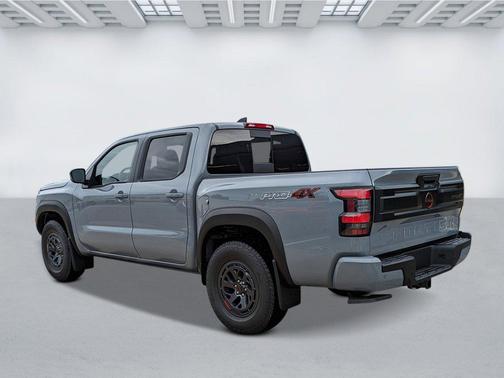 Boulder Gray Pearl 2026 Nissan Frontier PRO-4X
