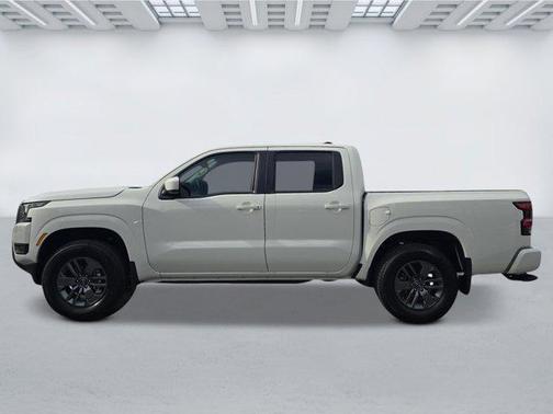 Glacier White 2026 Nissan Frontier SV