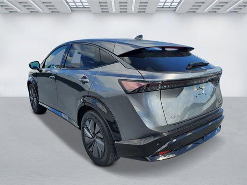 2025 Nissan ARIYA EVOLVE+
