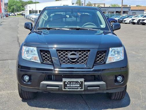 2021 Nissan Frontier SV