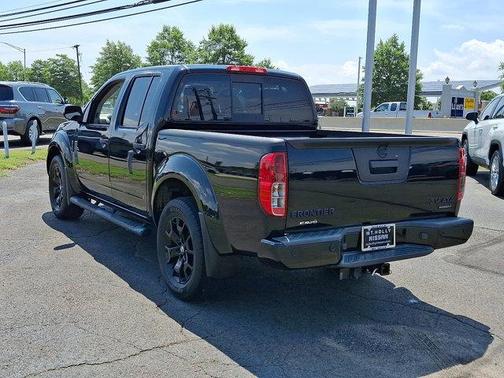 2021 Nissan Frontier SV