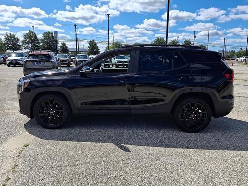 Ebony Twilight Metallic 2023 GMC Terrain SLE
