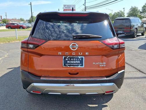 2021 Nissan Rogue Platinum