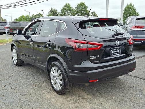 2022 Nissan Rogue Sport S