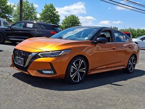 Monarch Orange Metallic/Super Black 2023 Nissan Sentra SR