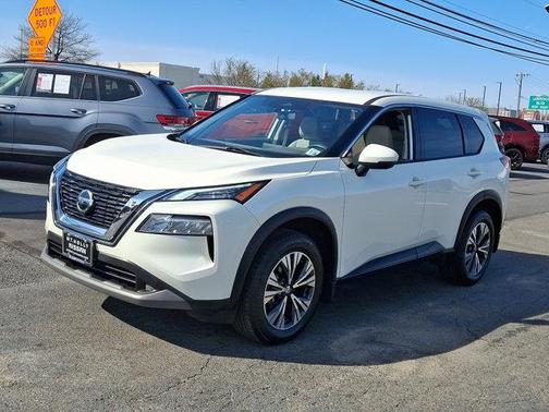 2021 Nissan Rogue SV