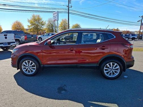 2020 Nissan Rogue Sport SV