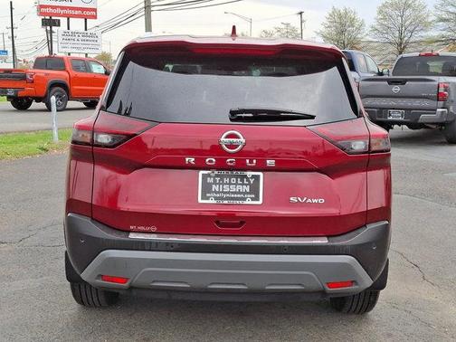 2021 Nissan Rogue SV