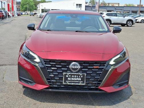 2023 Nissan Altima 2.0 SR