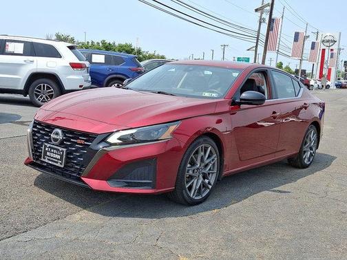2023 Nissan Altima 2.0 SR