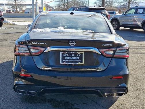 2023 Nissan Maxima 3.5 Platinum