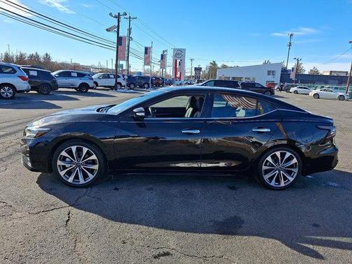 2023 Nissan Maxima 3.5 Platinum