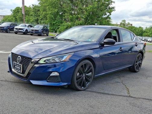 2022 Nissan Altima 2.5 SR