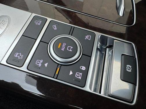 Eiger Grey 2020 Land Rover Range Rover P525 HSE