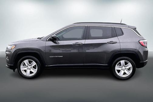 Granite Crystal Clearcoat Metallic 2022 Jeep Compass Latitude