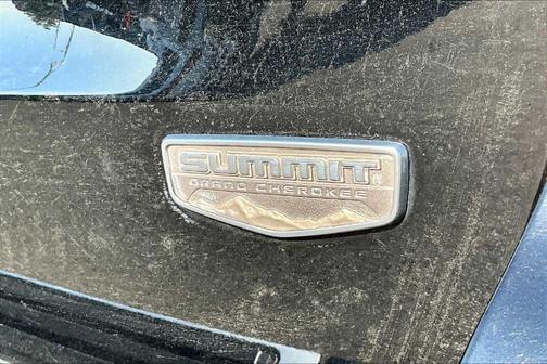 2020 Jeep Grand Cherokee Summit