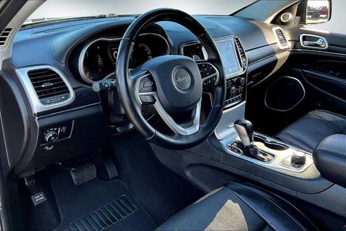 2020 Jeep Grand Cherokee Summit