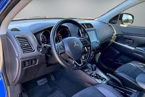 Octane Blue Metallic 2022 Mitsubishi Outlander Sport SE