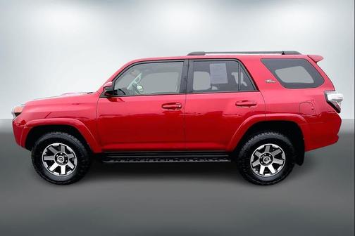 2024 Toyota 4Runner TRD Off Road