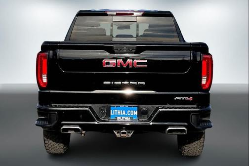 2022 GMC Sierra 1500 AT4