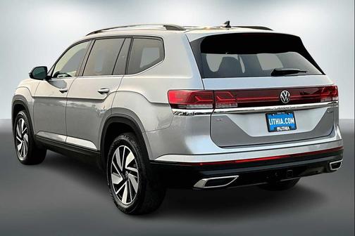 2024 Volkswagen Atlas 2.0T SE