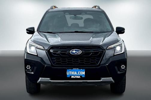 Magnetite Gray Metallic 2024 Subaru Forester Wilderness