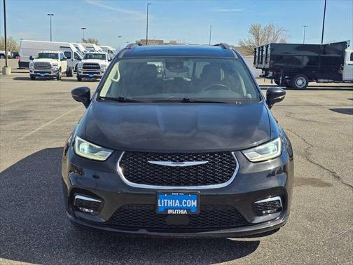 2021 Chrysler Pacifica Touring-L