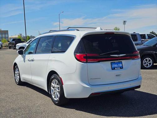2021 Chrysler Pacifica Touring-L