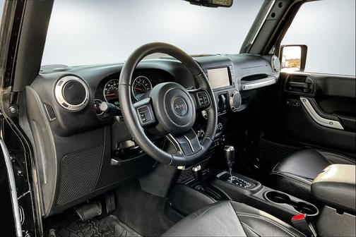 2017 Jeep Wrangler Sahara
