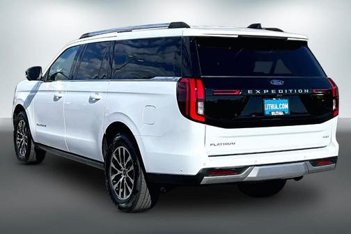 Oxford White 2025 Ford Expedition Max Platinum