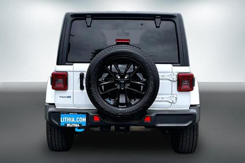 Bright White Clearcoat 2023 Jeep Wrangler 4xe Sahara