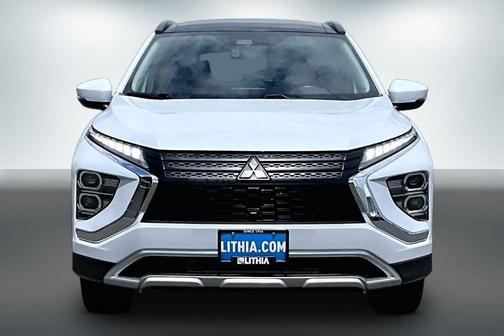 White Diamond 2023 Mitsubishi Eclipse Cross SE