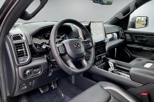 Diamond Black 2026 RAM 1500 RHO