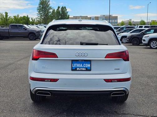 2023 Audi Q5 45 S line quattro Premium
