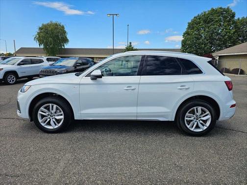 2023 Audi Q5 45 S line quattro Premium