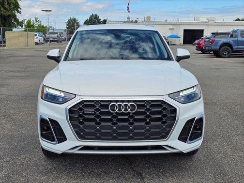 2023 Audi Q5 45 S line quattro Premium