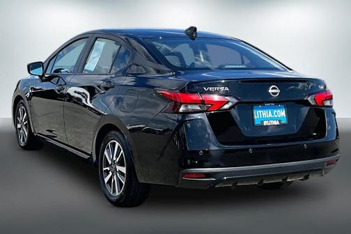 Black 2023 Nissan Versa 1.6 SV