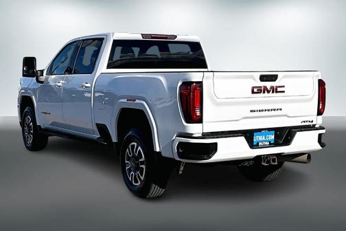 White 2022 GMC Sierra 3500 AT4