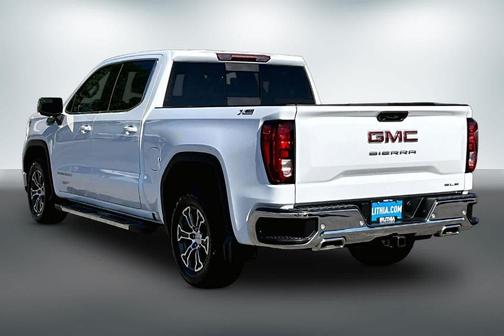 White 2024 GMC Sierra 1500 SLE